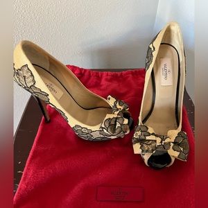 Valentino Pumps